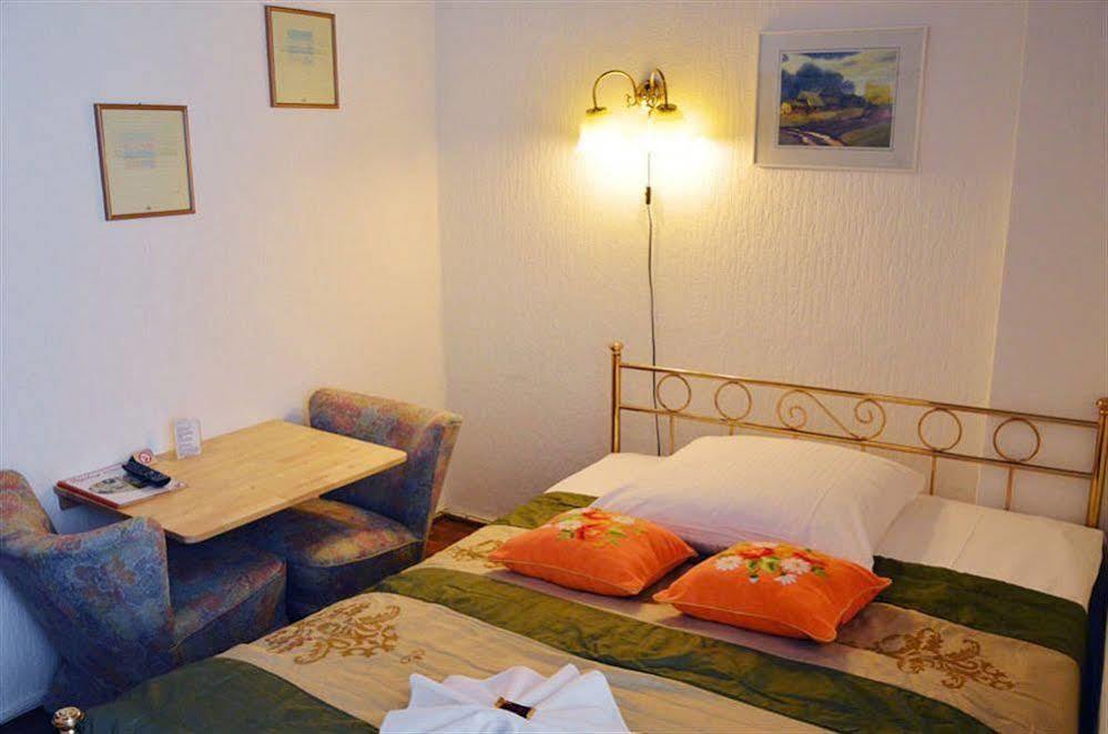 Pension Ingeborg Berlín Exterior foto